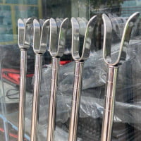 Chống cần INOX dùng gác cần máy.thiết kế đầu chống tháo rời. Dài 1 m2 ,phi 16.hàng dày đẹp