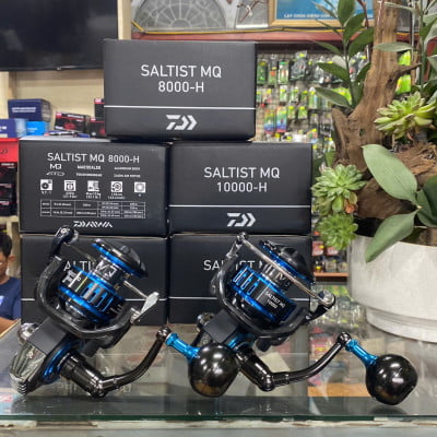 Máy câu DAIWA SALTIST MQ 8000h,10000h.chính hãng.Biểu tượng cho sức mạnh bền bỉ.kháng mặn.khung nguyên khối.