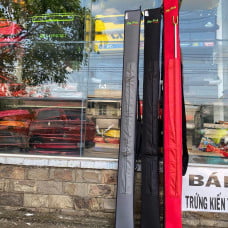 Giỏ đựng cần máy đựng được 2 cần .Để được 2 cần và 2 chống cần 2 bên